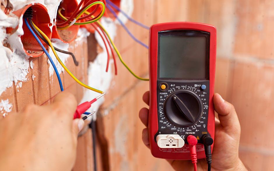 taux horaire électricien Le Vésinet